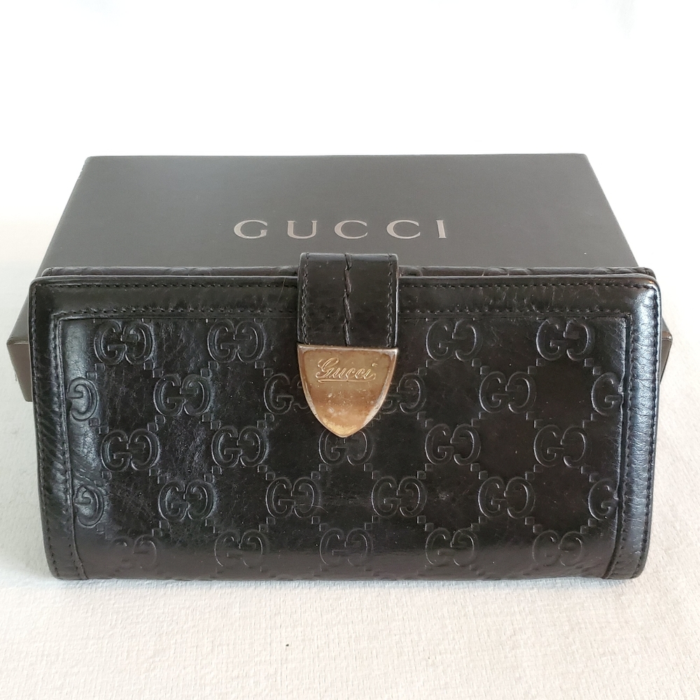 Gucci Wallet with box